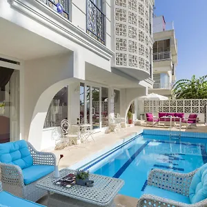 Hotel Wise & - Adults Only, Antalia