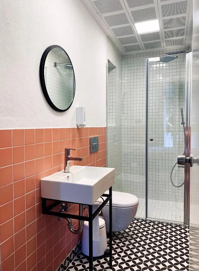 Be Bold Hostel أنطاليا
